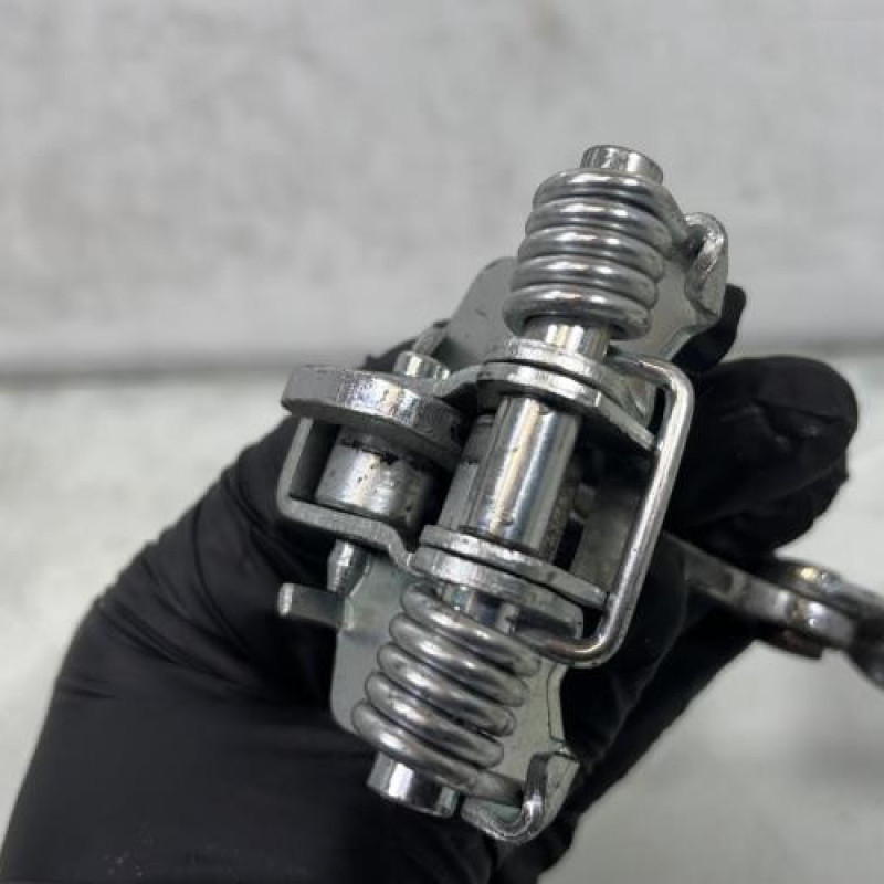 Arret de porte avant gauche PEUGEOT 206+ Photo n°3