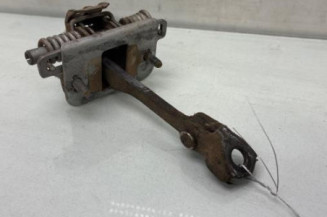 Arret de porte avant gauche CITROEN BERLINGO 2 Photo n°1