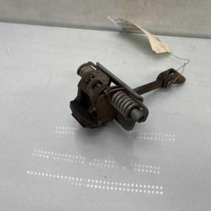 Arret de porte avant gauche CITROEN BERLINGO 2 Photo n°5