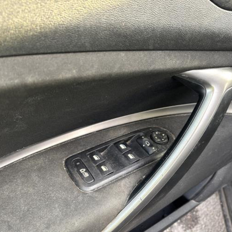 Anti brouillard droit (feux) CITROEN C5 2 Photo n°16