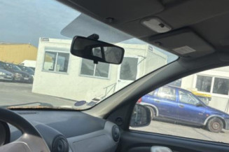 Arret de porte avant droit DACIA SANDERO 1