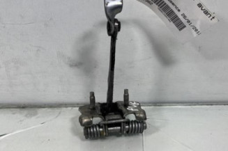 Arret de porte avant gauche DACIA SANDERO 1 Photo n°1