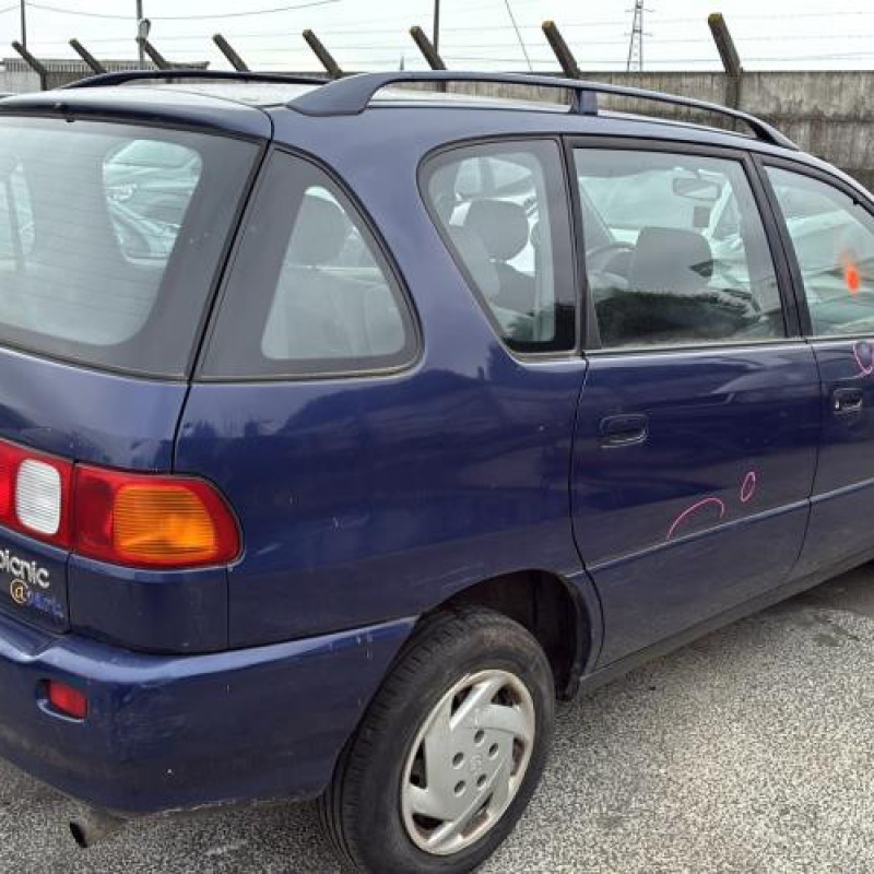 Aile avant droit TOYOTA PICNIC Photo n°7