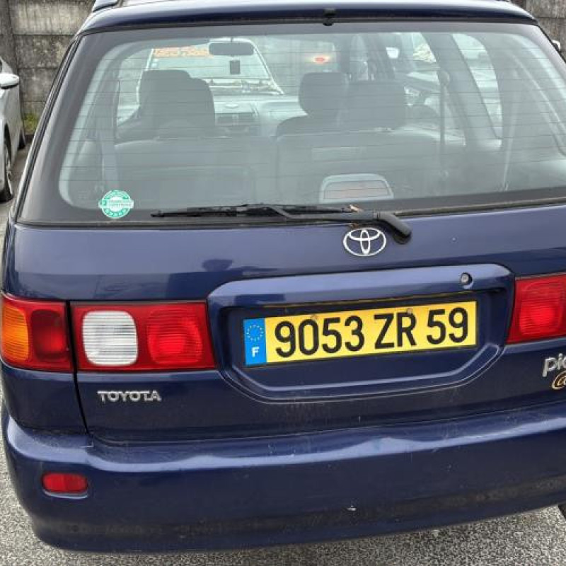 Aile avant droit TOYOTA PICNIC Photo n°9