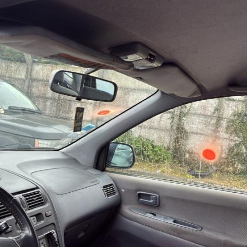 Aile avant droit TOYOTA PICNIC Photo n°17