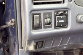 Aile avant droit TOYOTA PICNIC