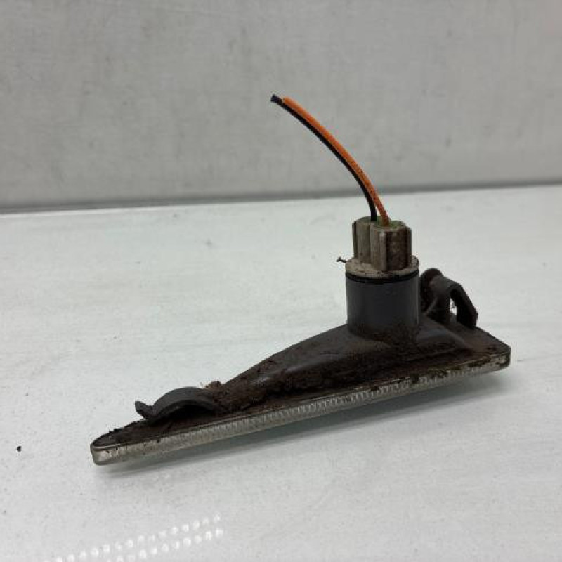 Repetiteur clignotant avant gauche (Feux) RENAULT MEGANE 2 Photo n°3