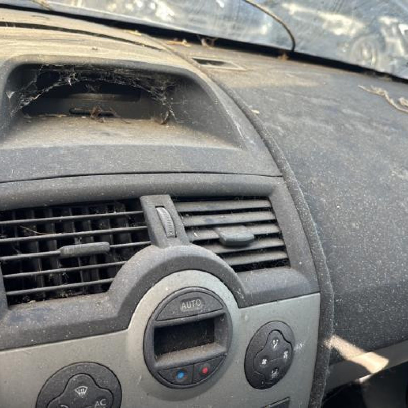 Repetiteur clignotant avant gauche (Feux) RENAULT MEGANE 2 Photo n°20