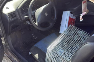 Repetiteur clignotant avant droit  (Feux) PEUGEOT 106