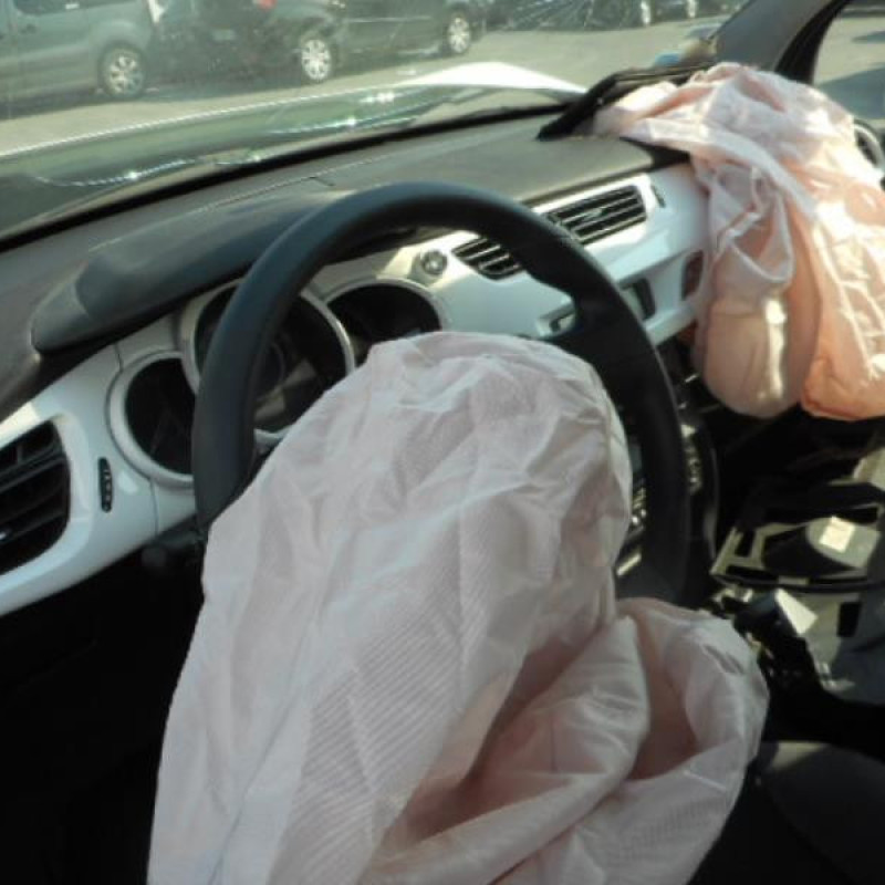 Porte arriere droit CITROEN C3 2 Photo n°9