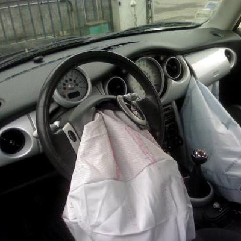 Aile avant gauche MINI MINI 1 R50/R53 Photo n°3