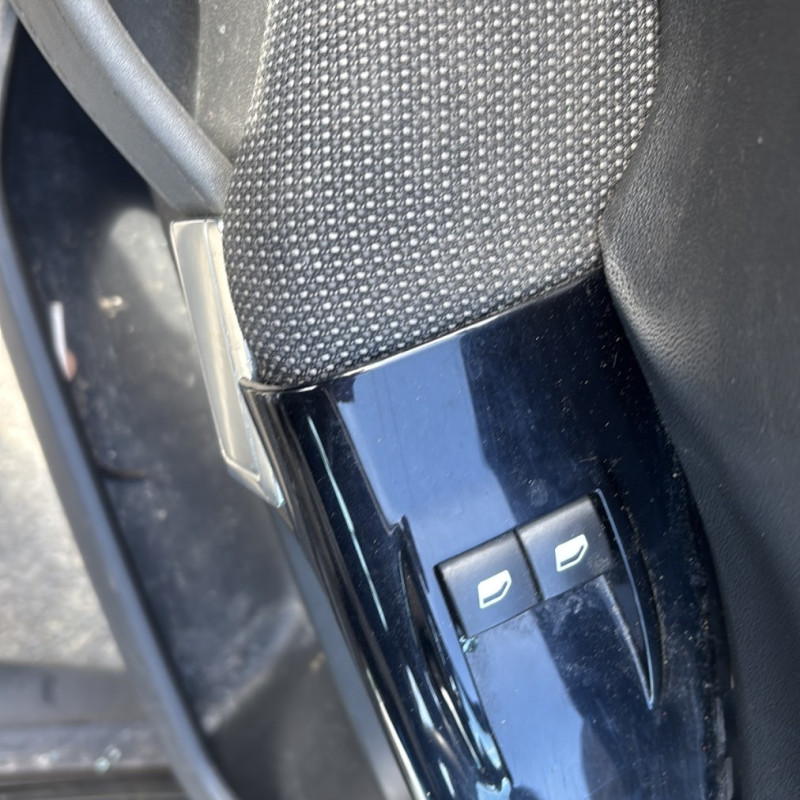 CITROEN C4 CACTUS 1.6 BLUE HDI - 8V TURBO Photo n°10