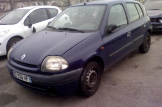 Aile avant droit RENAULT CLIO 2