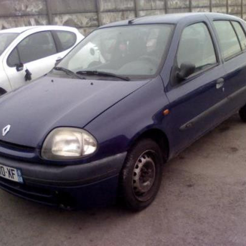 Aile avant droit RENAULT CLIO 2 Photo n°4