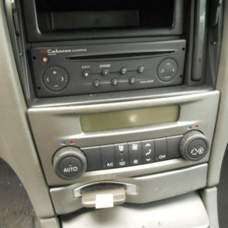 Porte arriere gauche RENAULT LAGUNA 2 Photo n°9