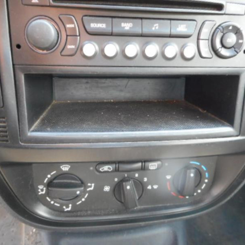 Capot CITROEN C3 1 Photo n°8