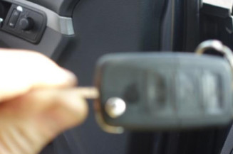 Aile avant droit VOLKSWAGEN TOURAN 1