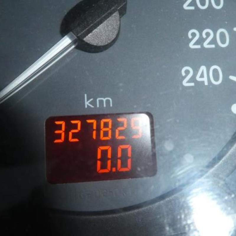 Porte arriere gauche RENAULT CLIO 2 Photo n°5