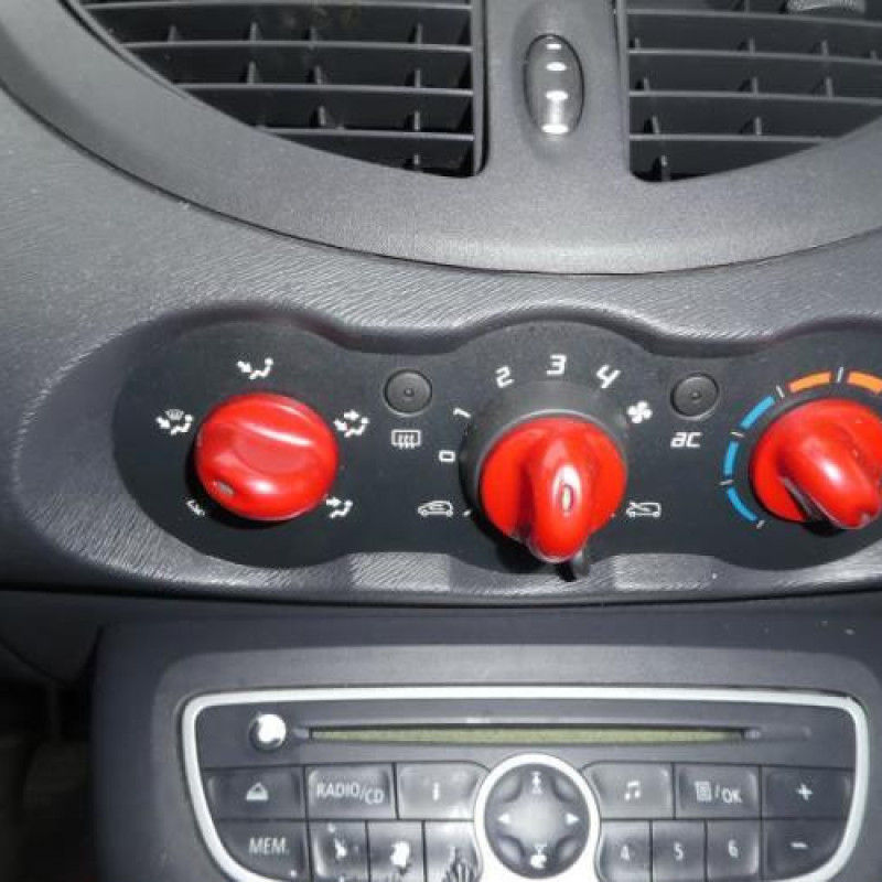 Aile avant gauche RENAULT TWINGO 2 Photo n°5