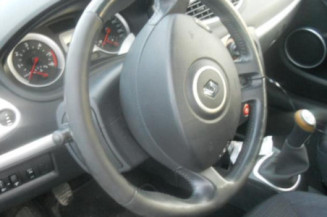 Capot RENAULT CLIO 3