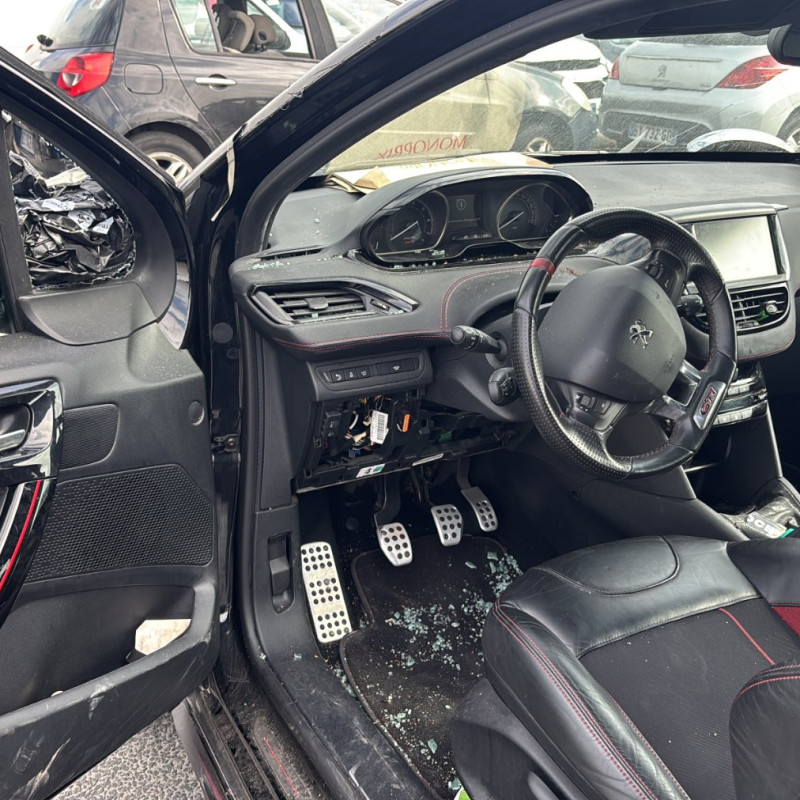 PEUGEOT 208 1 PHASE 2 1.6 GTI - 16V TURBO Photo n°9