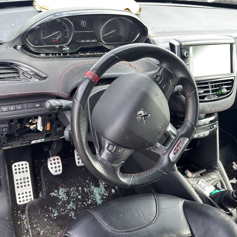 PEUGEOT 208 1 PHASE 2 1.6 GTI - 16V TURBO Photo n°11