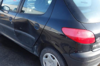 Aile avant gauche PEUGEOT 206