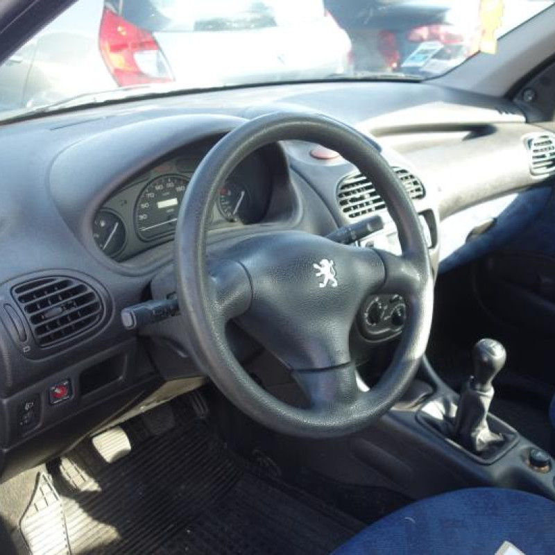 Aile avant gauche PEUGEOT 206 Photo n°9