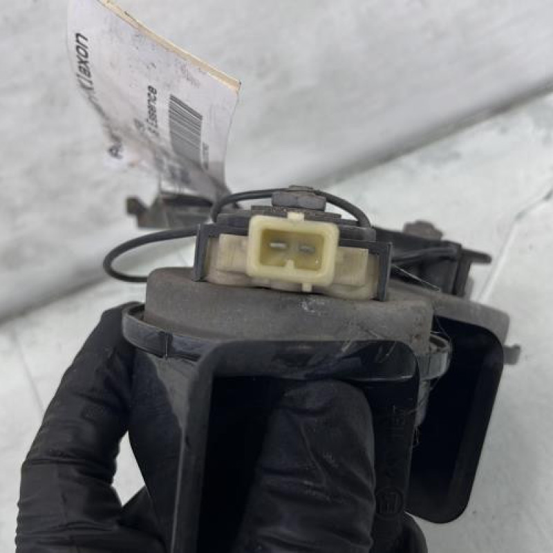 Avertisseur/Klaxon PEUGEOT 3008 1 Photo n°3