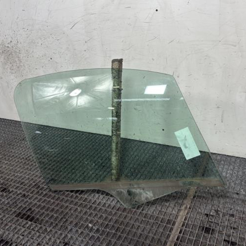 Vitre avant droit CITROEN C3 1 Photo n°3