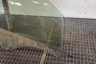 Vitre avant droit DACIA LOGAN 2