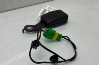 Attache ceinture avant gauche DACIA LOGAN 2