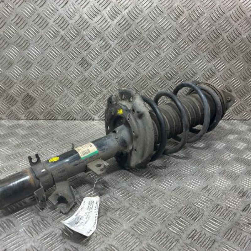 Amortisseur avant droit RENAULT KADJAR Photo n°1