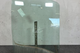 Vitre avant droit RENAULT MASTER 2 Photo n°1
