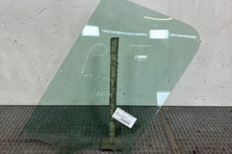 Vitre avant gauche RENAULT MASTER 3 Photo n°1