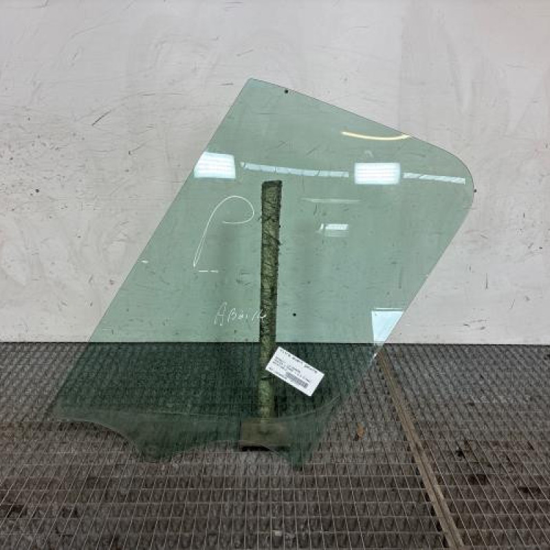 Vitre avant gauche RENAULT MASTER 3 Photo n°1