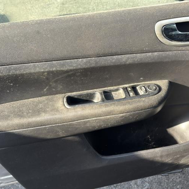 Boitier air bag PEUGEOT 307 Photo n°12