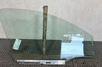 Vitre avant gauche OPEL CORSA C