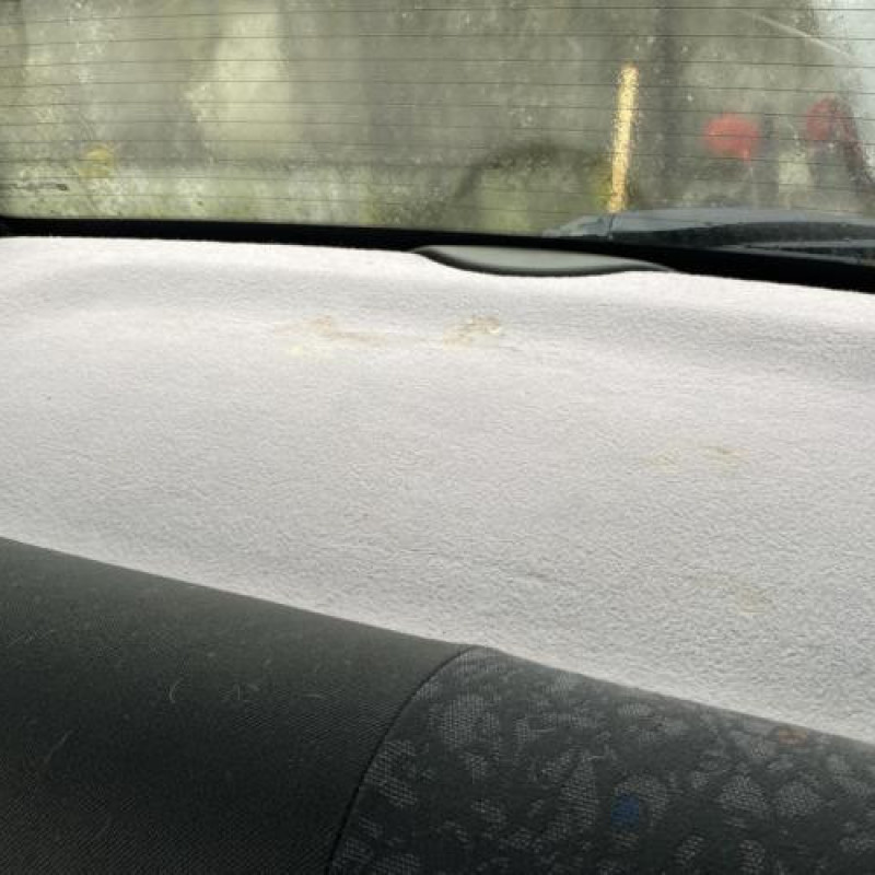 Vitre avant gauche OPEL CORSA C Photo n°5