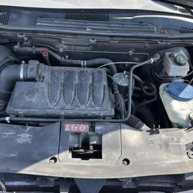 Attache ceinture avant gauche MERCEDES CLASSE A 169 Photo n°13