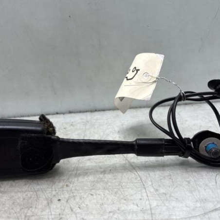 Attache ceinture avant droit FORD FIESTA 7