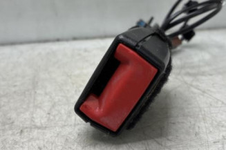 Attache ceinture avant gauche FORD FIESTA 7