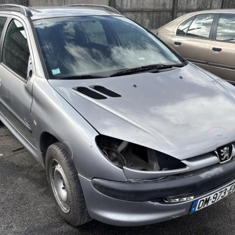 Bloc ABS (freins anti-blocage) PEUGEOT 206 Photo n°5