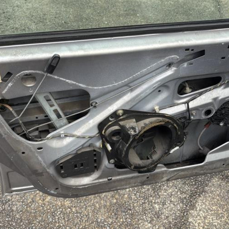 Bloc ABS (freins anti-blocage) PEUGEOT 206 Photo n°12