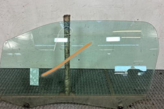 Vitre avant gauche CITROEN DS3 Photo n°1