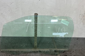 Vitre avant gauche DS DS3 Photo n°1