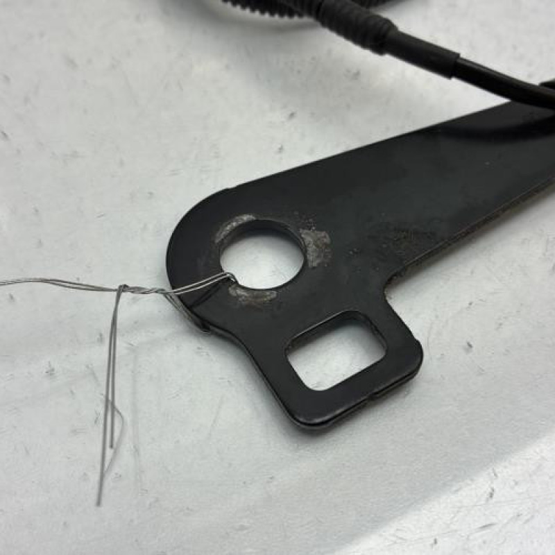 Attache ceinture avant droit KIA CEE-D 1 Photo n°2