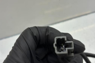 Attache ceinture avant droit KIA CEE-D 1