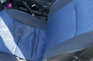 Vitre avant droit PEUGEOT PARTNER 1