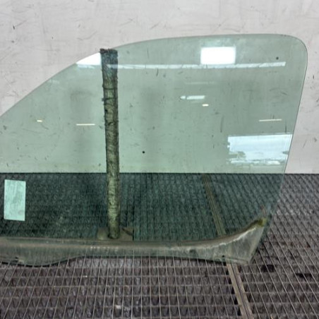 Vitre avant gauche PEUGEOT PARTNER 1 Photo n°1